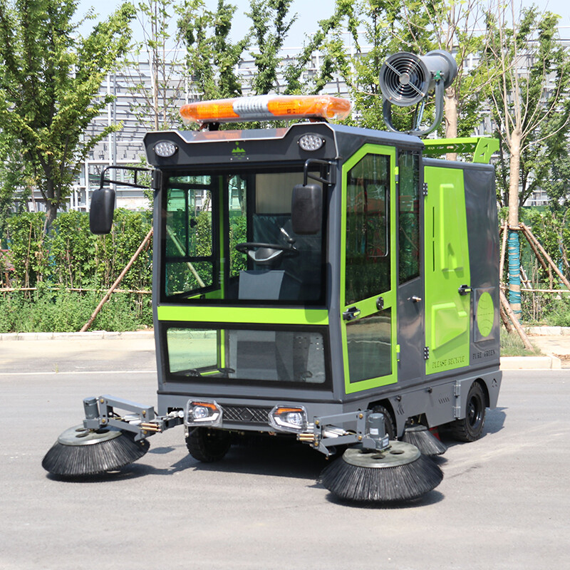 Электрическая подметальная машина с водяной и противотуманной пушкой