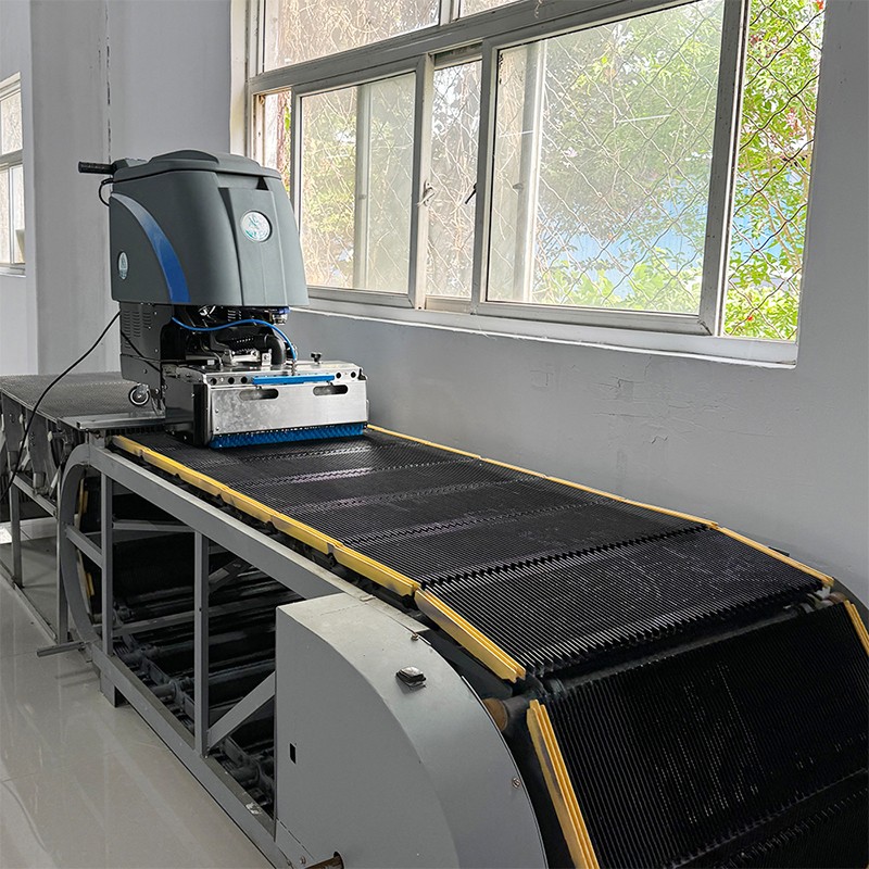 Automatic Escalator Cleaner (2)