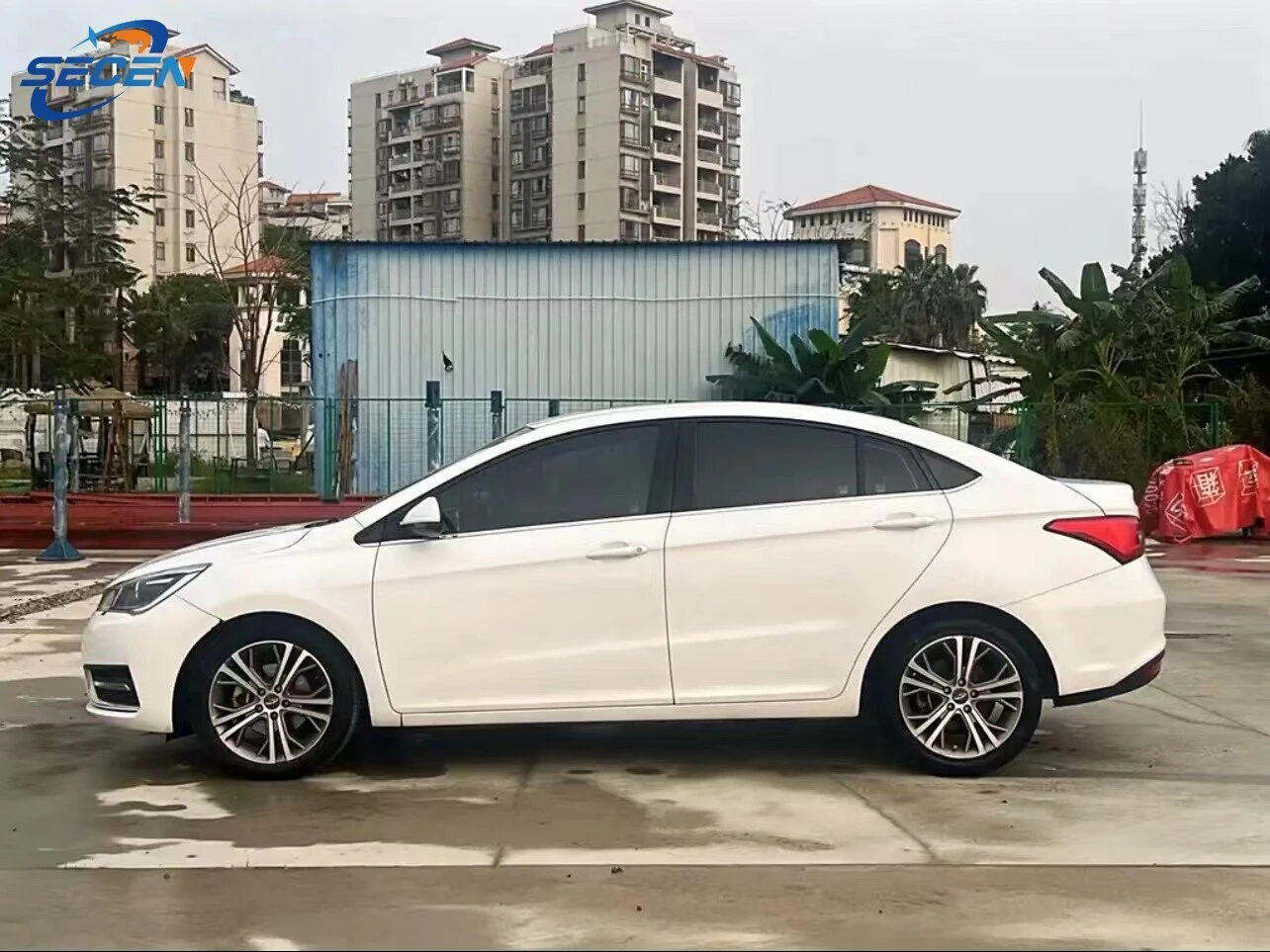 Chery arrizo 5  1.5L CVT Luxury Edition 2017 