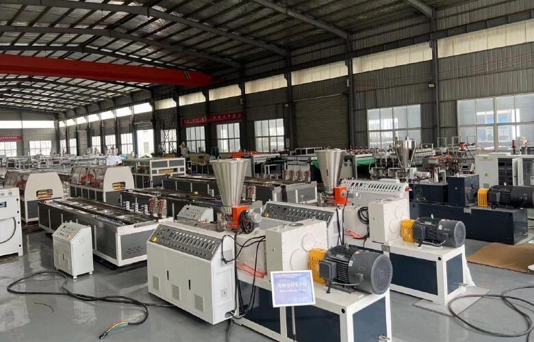 1721011311671303856496181248.jpg PVC:WPC Door panel:Door frame Production Line