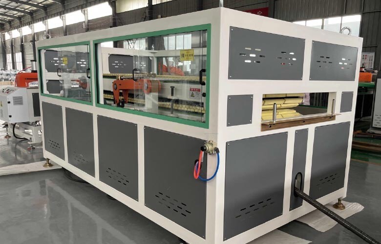 1721011311671303856517152768.jpg PVC:WPC Door panel:Door frame Production Line