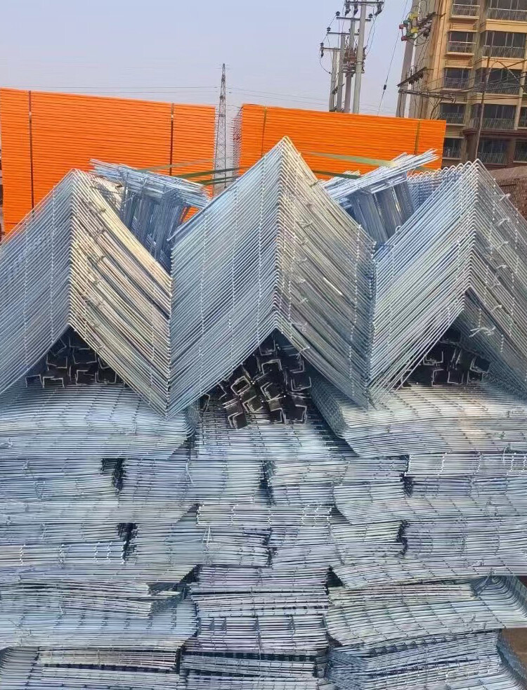 chicken cage (8).jpg