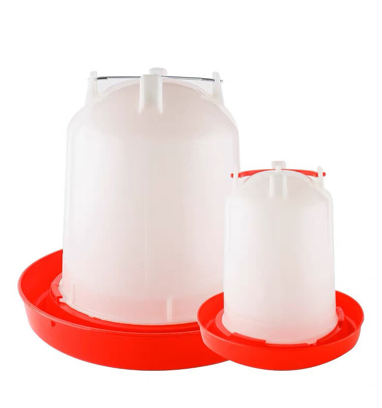 chicken drinker (2).jpg