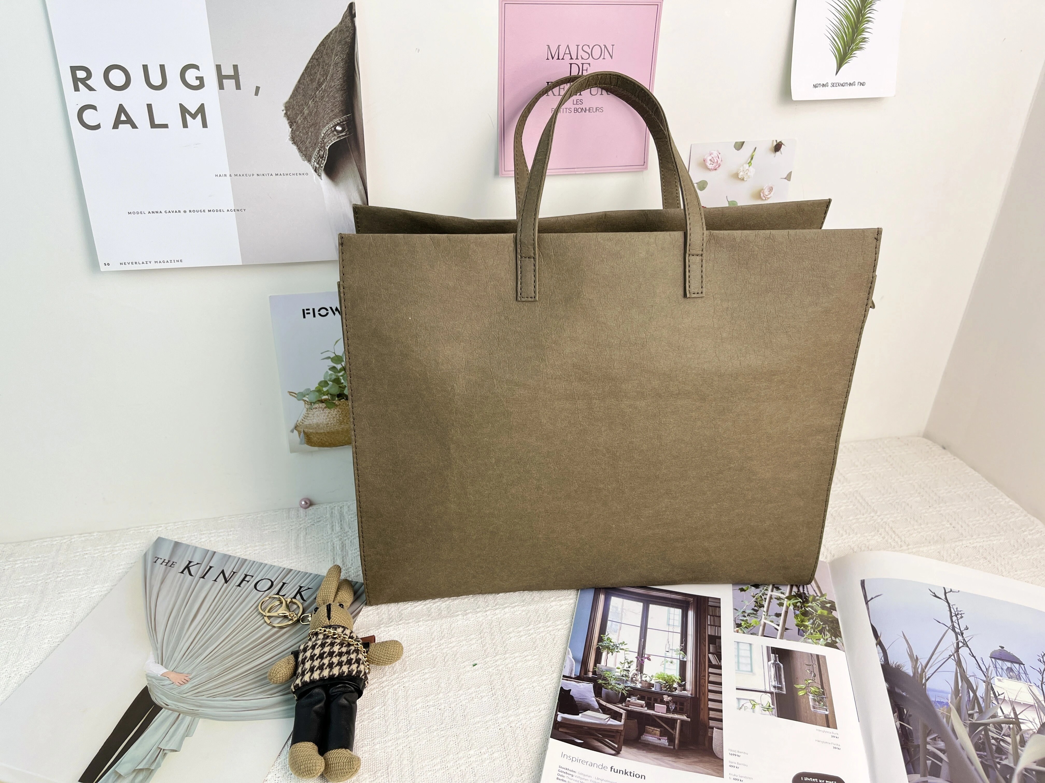 Kraft paper sturdy large capacity tote bag