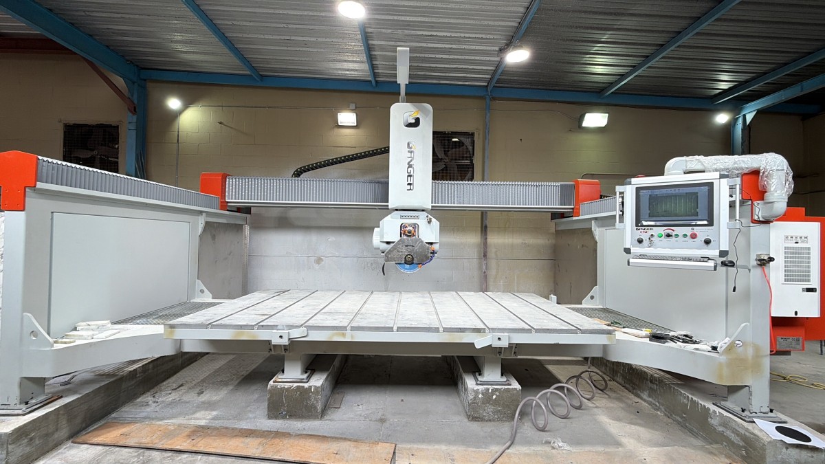11c25184dbe6933b7da3d585103ef720 Ingeniero de Rainbow CNC en Los Ángeles — Día exclusivo de demostración de máquinas, 10 de septiembre