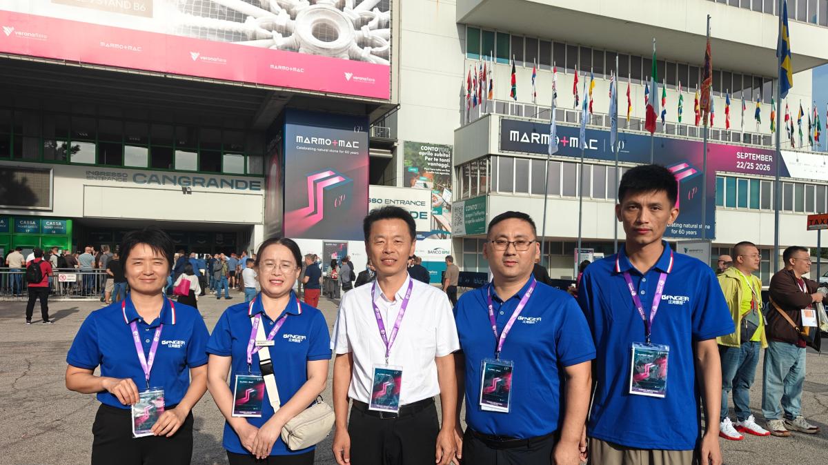 Actualización del día 3 de Marmomac 2026: Nuestro equipo espera a los visitantes en el pabellón 8, stand L5