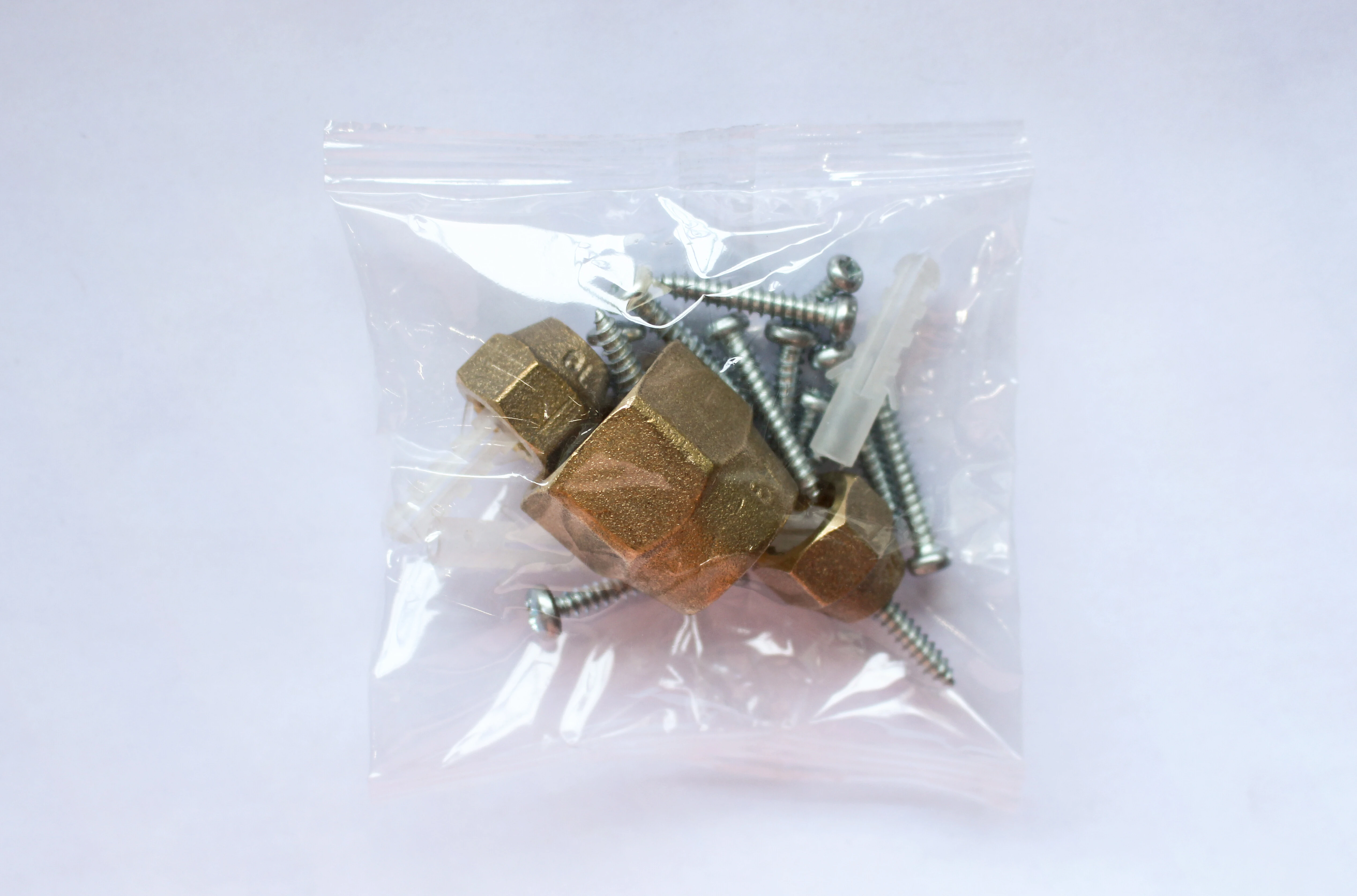 Five vibration tray packaging machine
