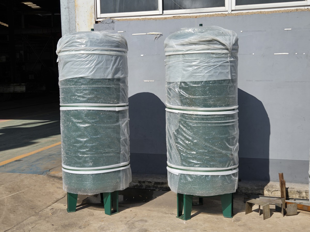 Vertical-Storage-Tanks.jpg 1761119912839531522609016832.jpg