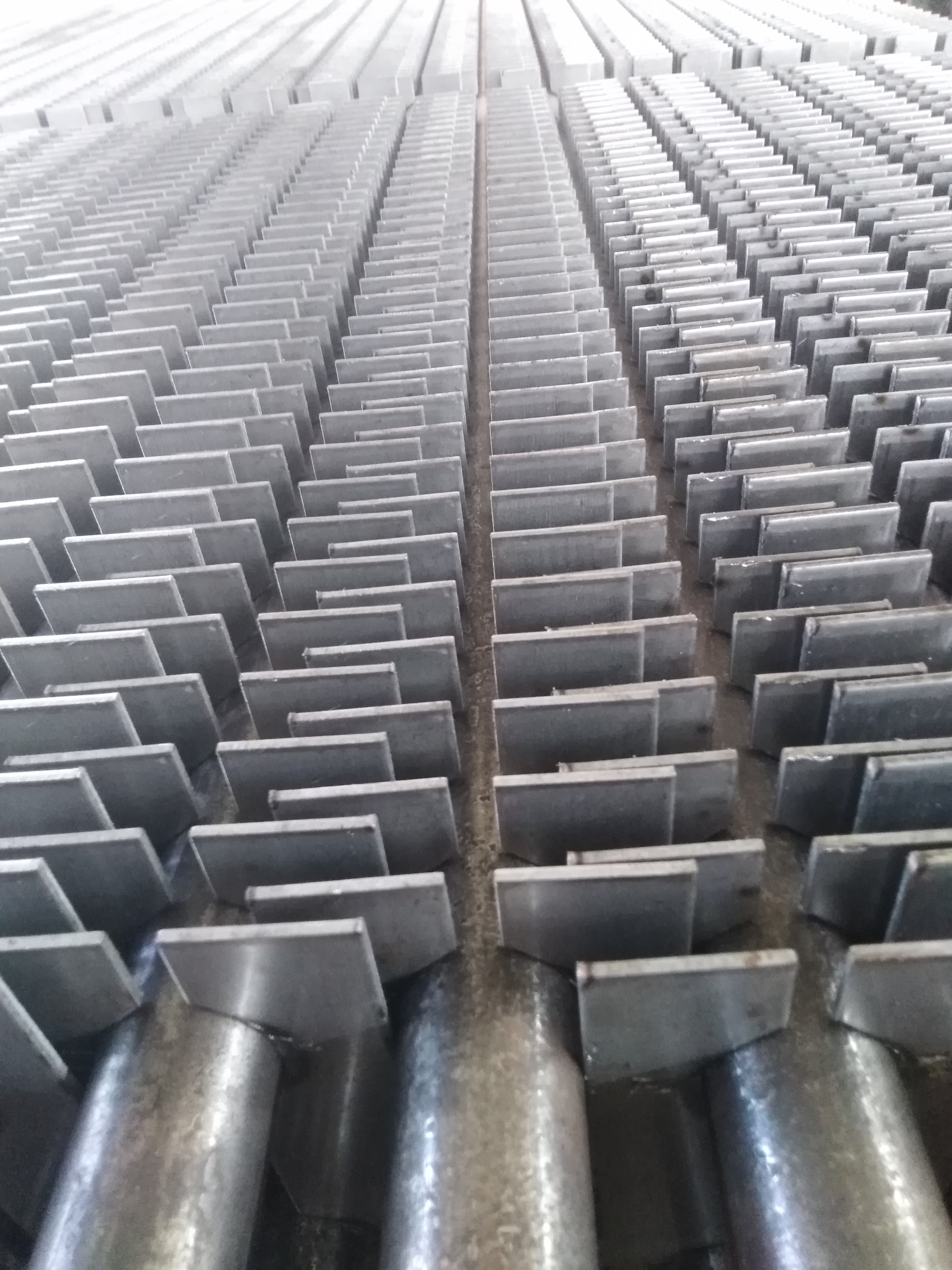 Экономайзер с оребренной трубкой H-типа