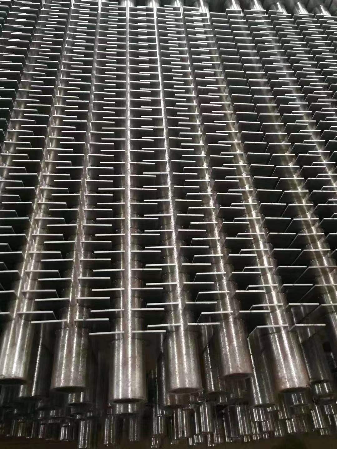 Экономайзер с оребренной трубкой H-типа