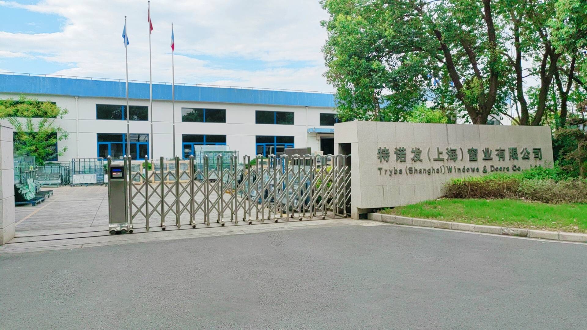 trybawindows factory