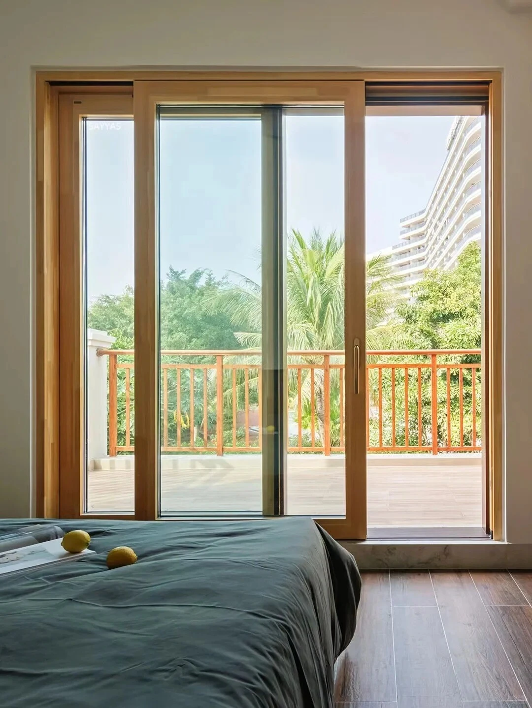 200TS Aluminum Clad Wood Lift and Slide Door