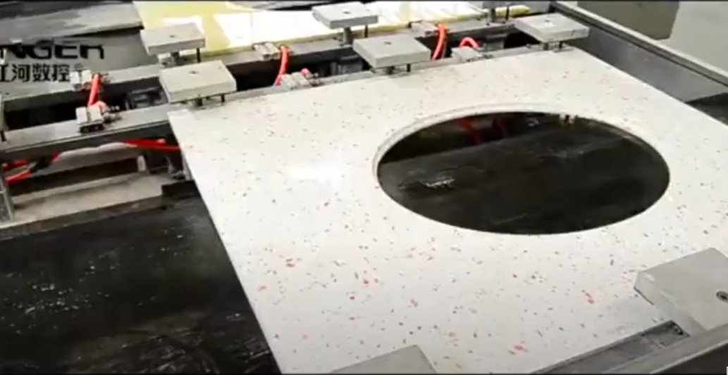 Настольный фрезерный станок с ЧПУ GSY-83D