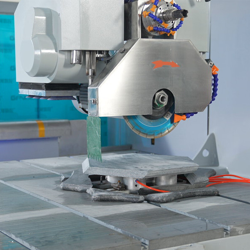 5-осевой мостовой станок GQ-3220DST (5+1, с ATC)