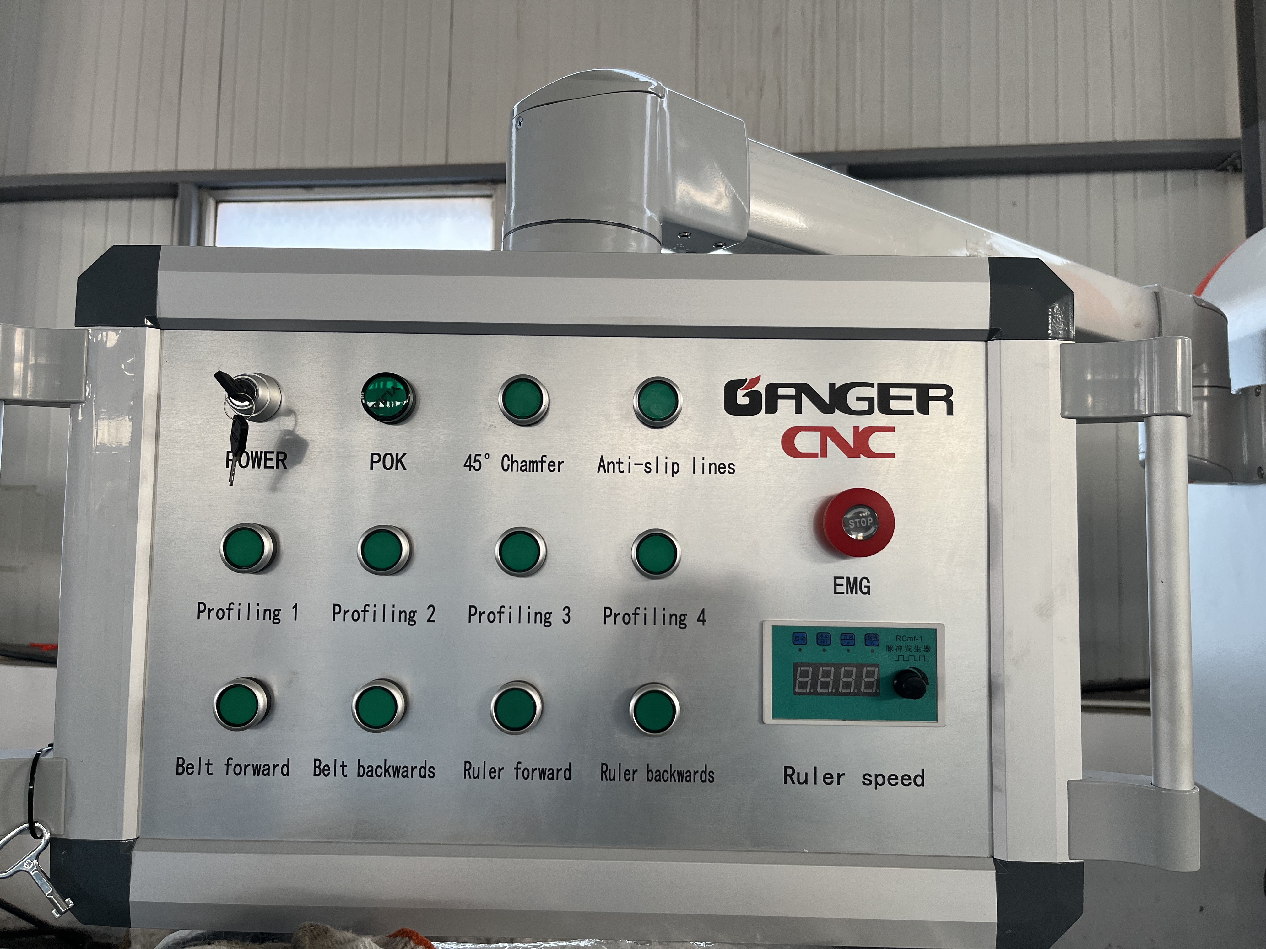 Многофункциональный кромкошлифовальный станок G-PVBE6