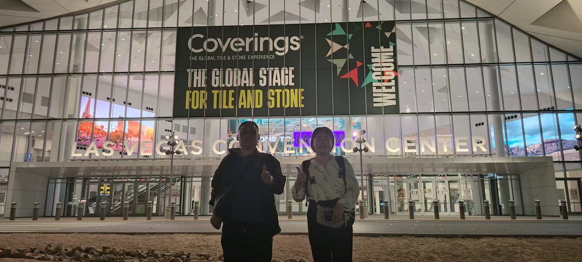 Каменный мостовой режущий станок представлен на международной выставке камня в Сямэне 2026