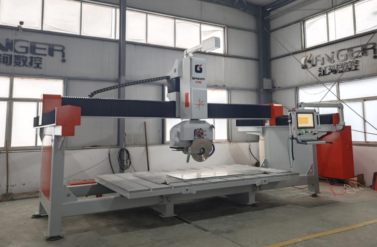 Máquina personalizada de 5+1 ejes con pantalla táctil Máquina personalizada de 5+1 ejes con pantalla táctil