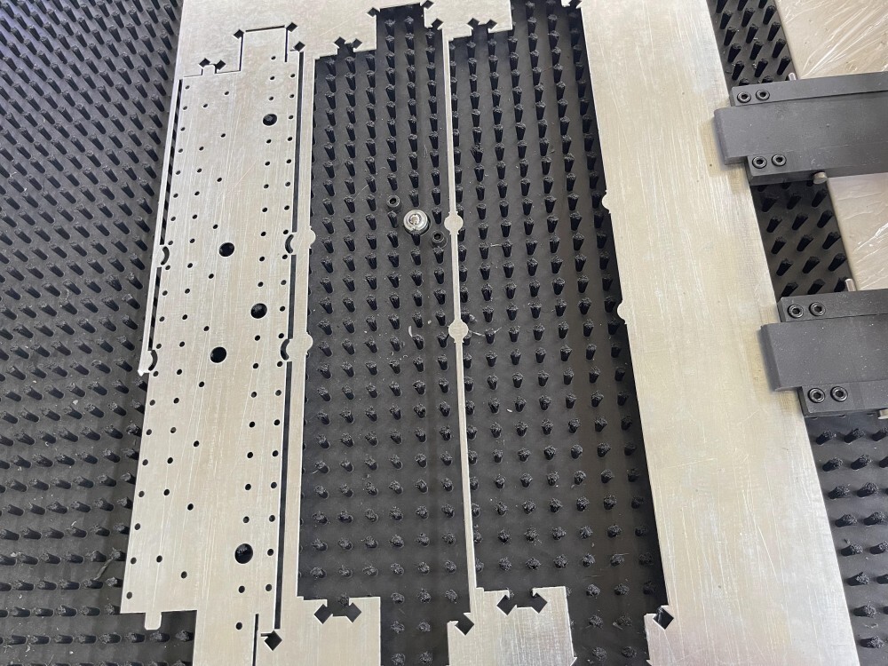 cnc turret punch (4).jpg cnc turret punch (4).jpg