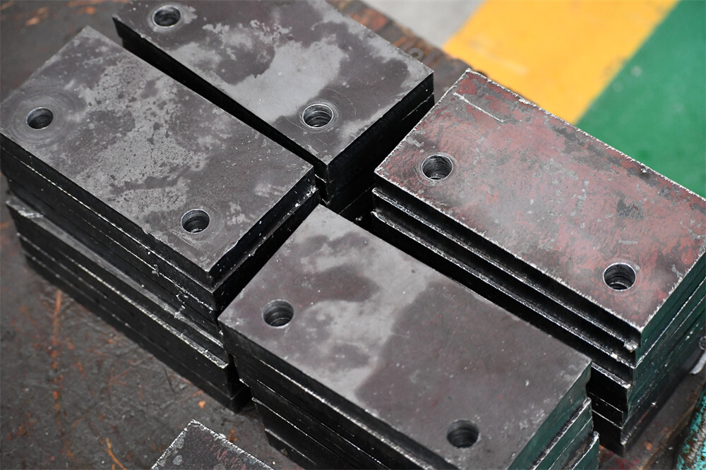 CNC Plate Drilling Machine (7).jpg