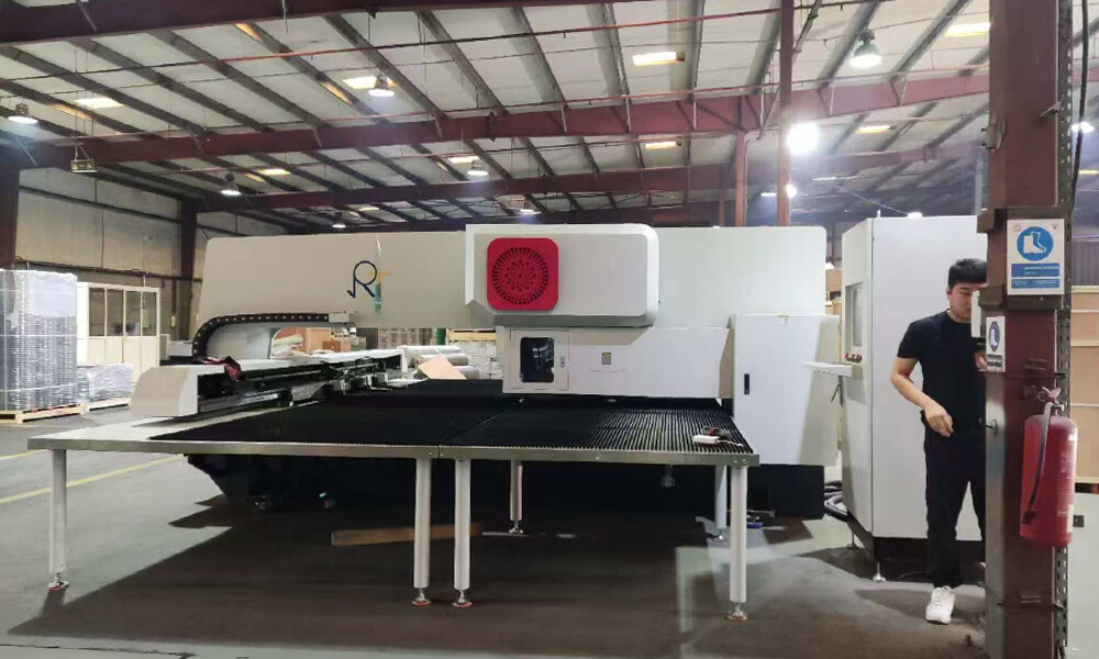 Механический револьверный дыропробивной станок с ЧПУ