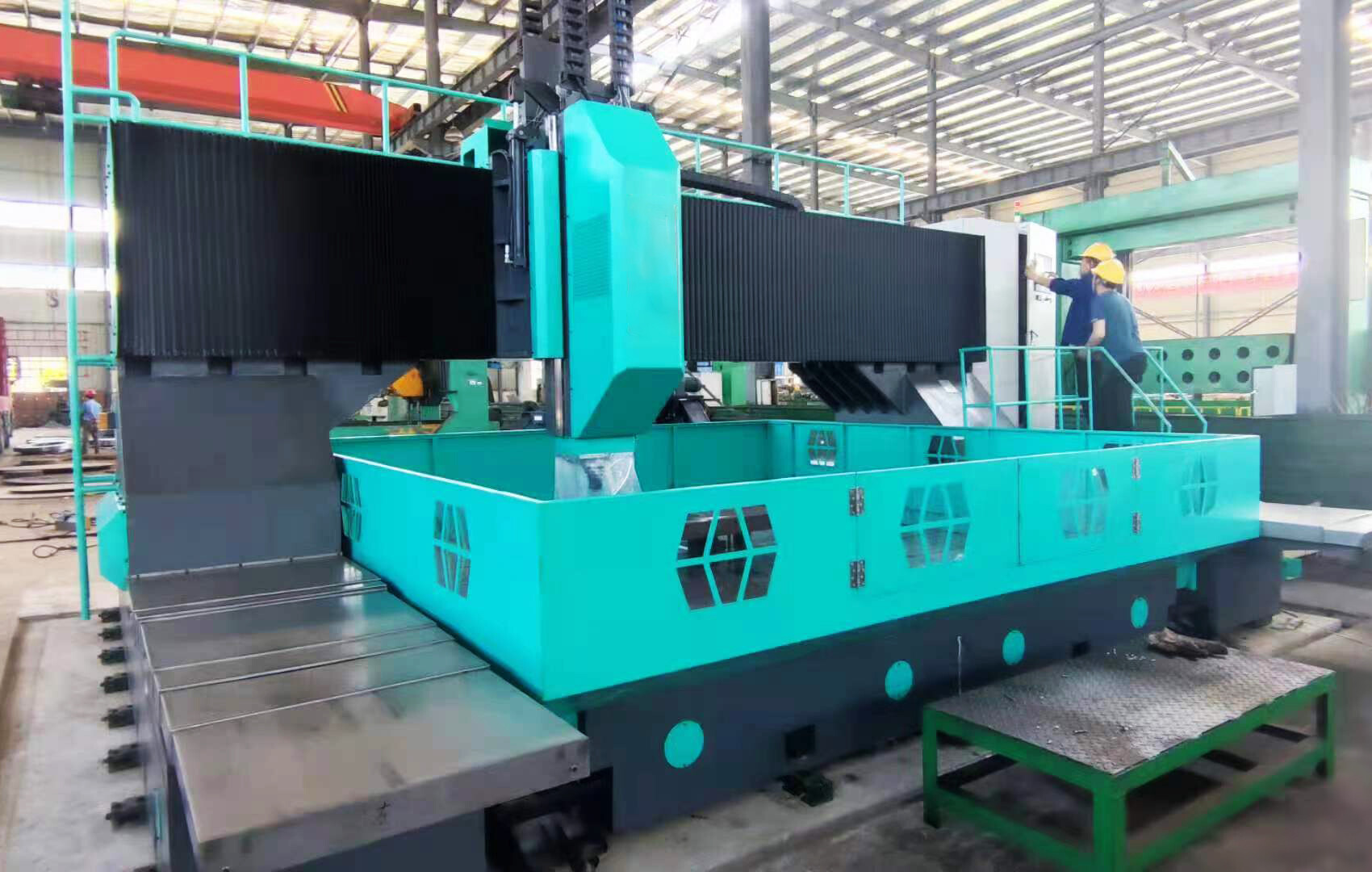 PMD сверхмощный сверлильно-фрезерный станок с ЧПУ