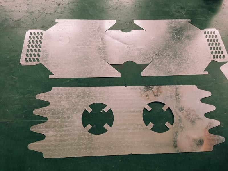 servo cnc punching machine sample.jpg servo cnc punching machine sample.jpg