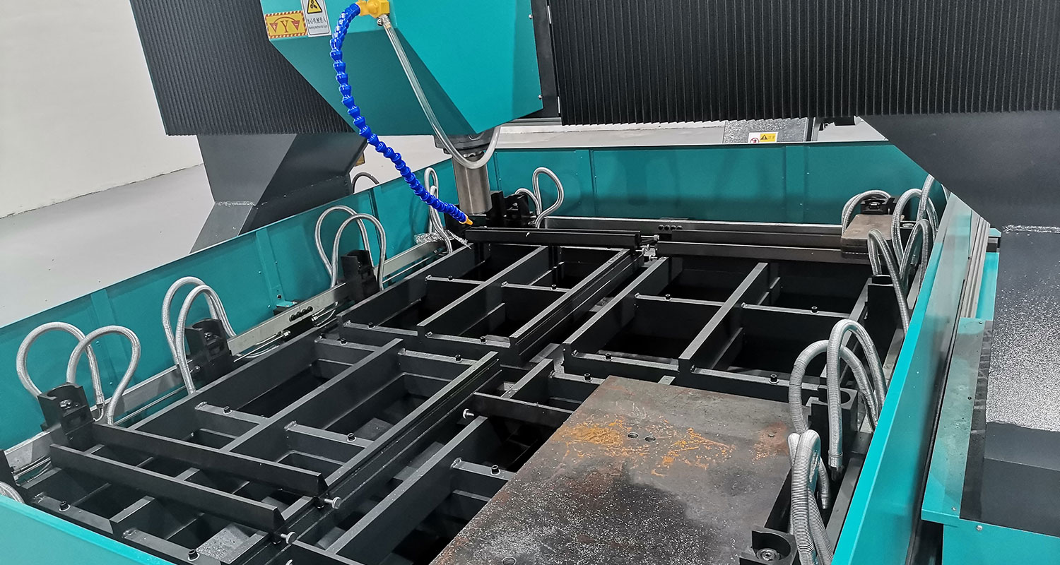 Высокоскоростной сверлильный станок с ЧПУ