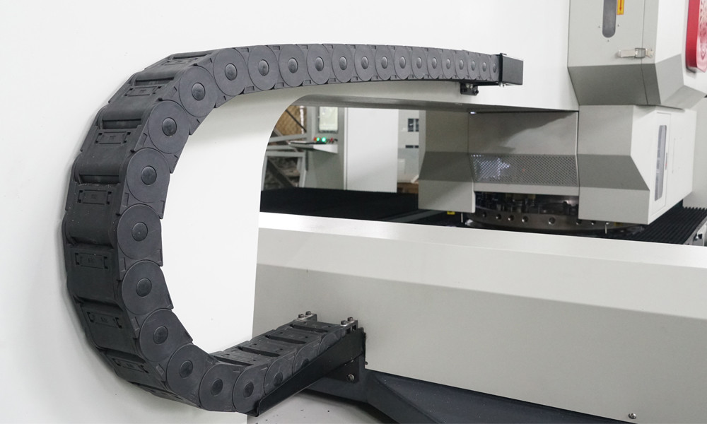 DRAG CHAIN.jpg DRAG CHAIN.jpg