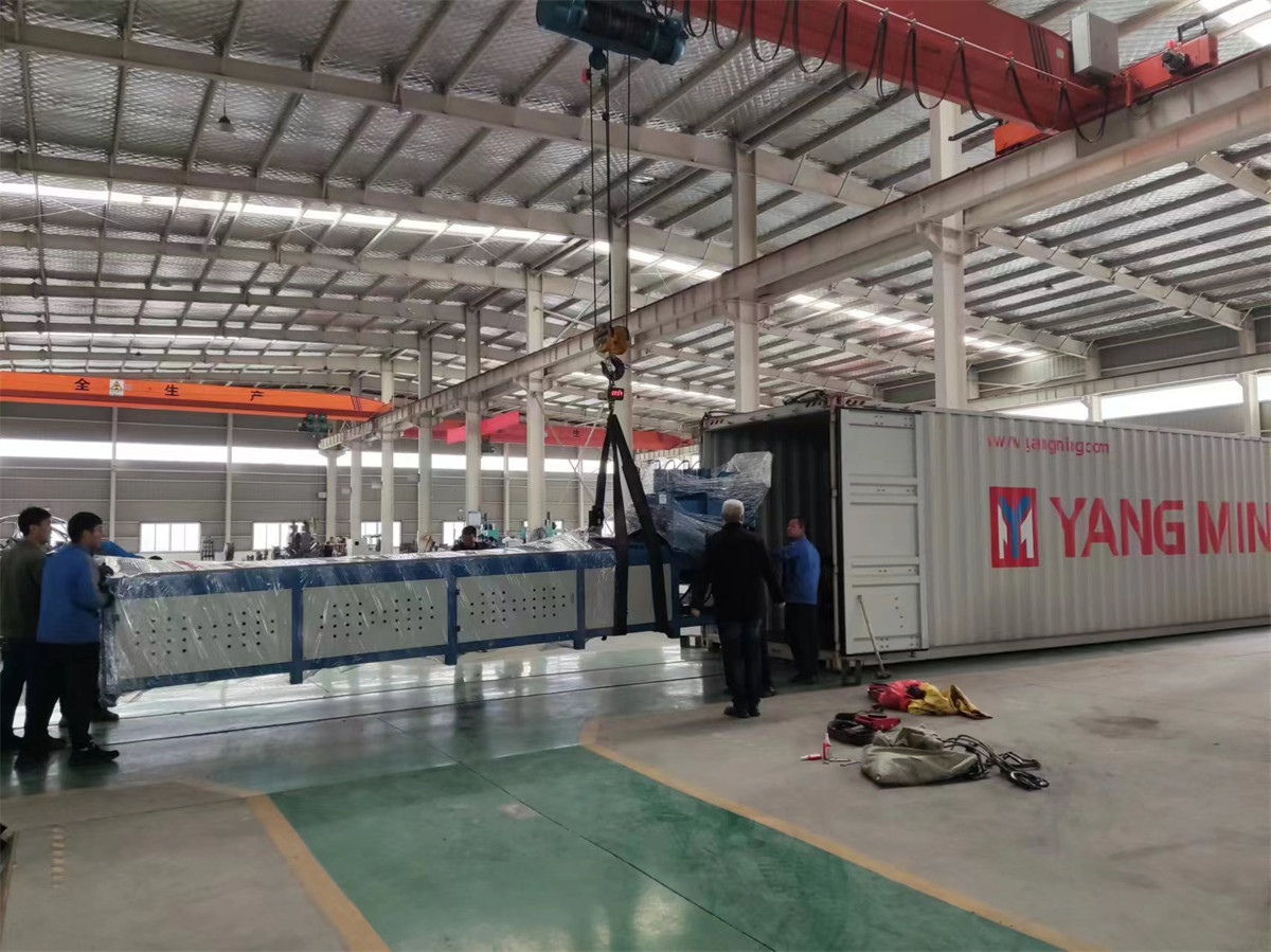 Jinan Ritec снова сотрудничает с заказчиком из Кувейта, скоро будет доставлен пробивной станок с ЧПУ