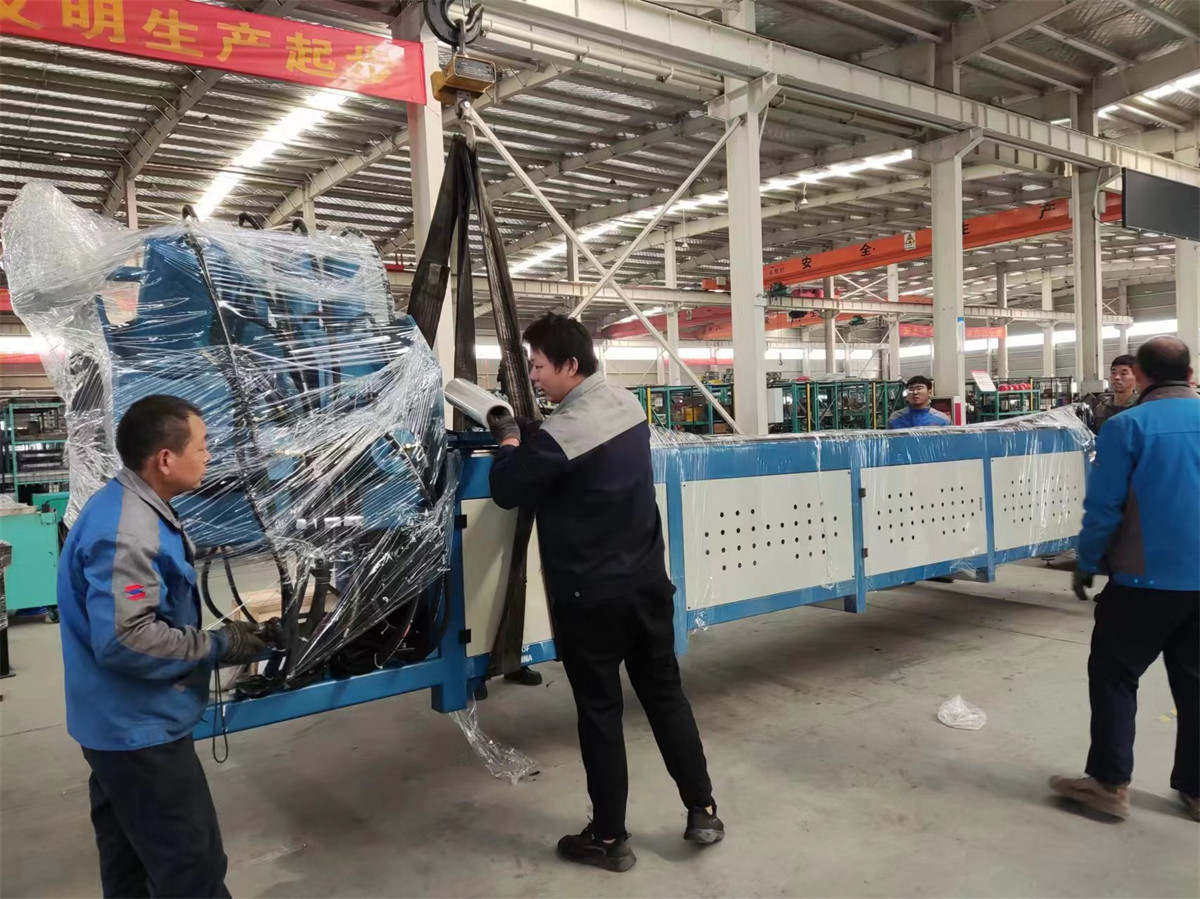Jinan Ritec снова сотрудничает с заказчиком из Кувейта, скоро будет доставлен пробивной станок с ЧПУ