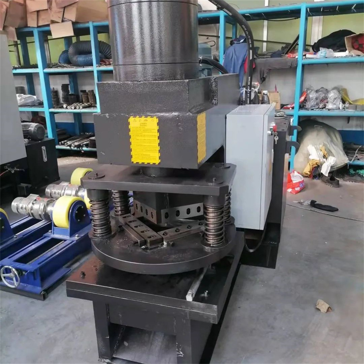 RTJ200 Гидравлический станок для угловой резки