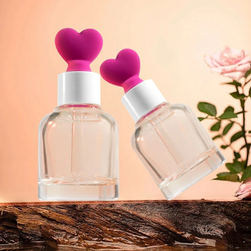 Customizable Pink Heartshaped Glass Luxury Dropper Bottle 