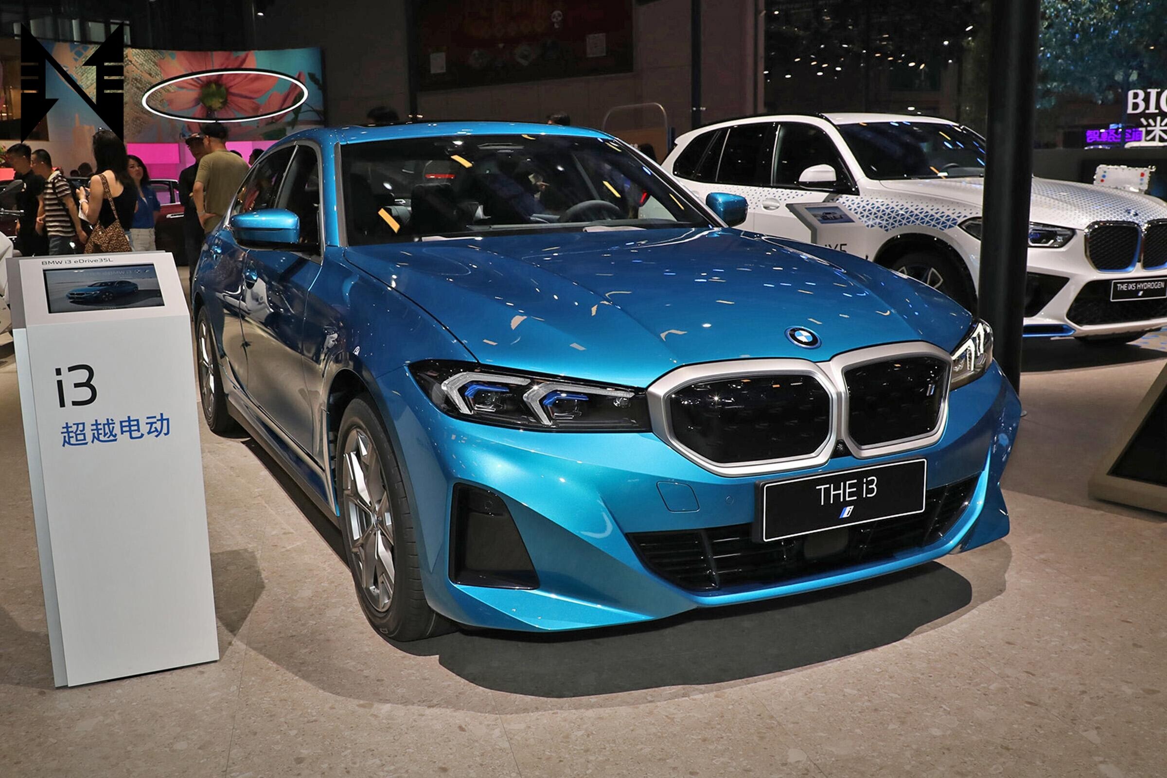 2023 Новый электромобиль BMW i3 eDrive 35 L 526 км