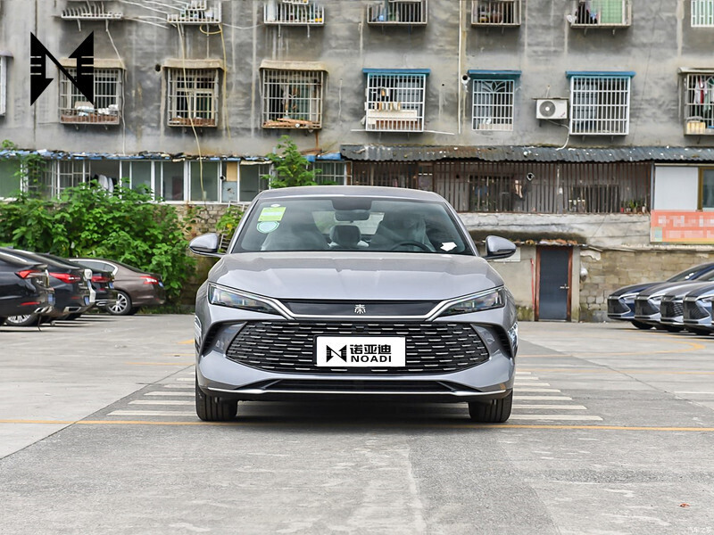 Deposit 2100KM long range BYD Qin L DM-i 2024 Electric Car plug in hybrid ev sedan car new energy vehicles