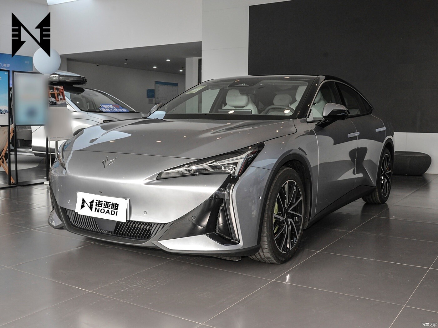 2024 Arcfox Alpha S5 Чистый электрический седан среднего размера Extreme Fox Alpha S5 Новое энергетическое транспортное средство для взрослых автомобилей высшего класса с электроприводом