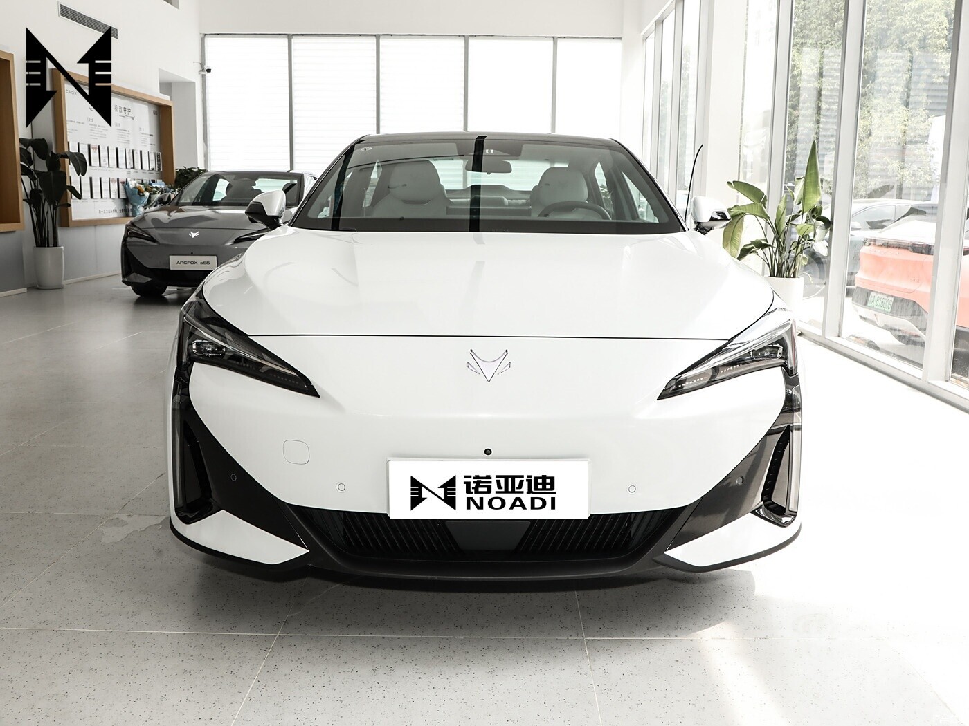 2024 Arcfox Alpha S5 Чистый электрический седан среднего размера Extreme Fox Alpha S5 Новое энергетическое транспортное средство для взрослых автомобилей высшего класса с электроприводом