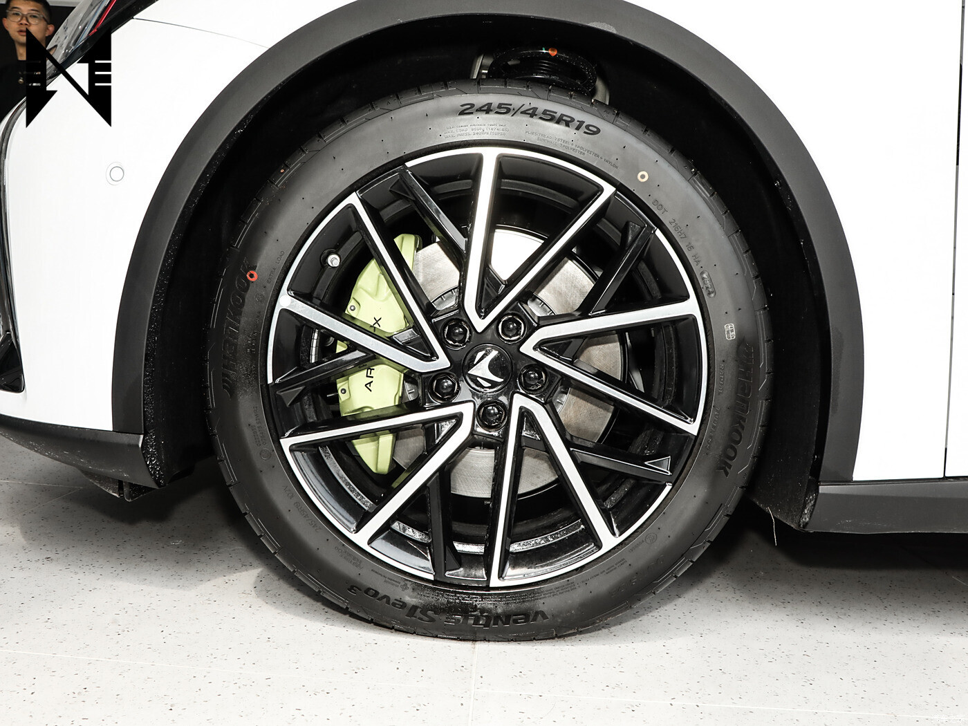 2024 Arcfox Alpha S5 Чистый электрический седан среднего размера Extreme Fox Alpha S5 Новое энергетическое транспортное средство для взрослых автомобилей высшего класса с электроприводом