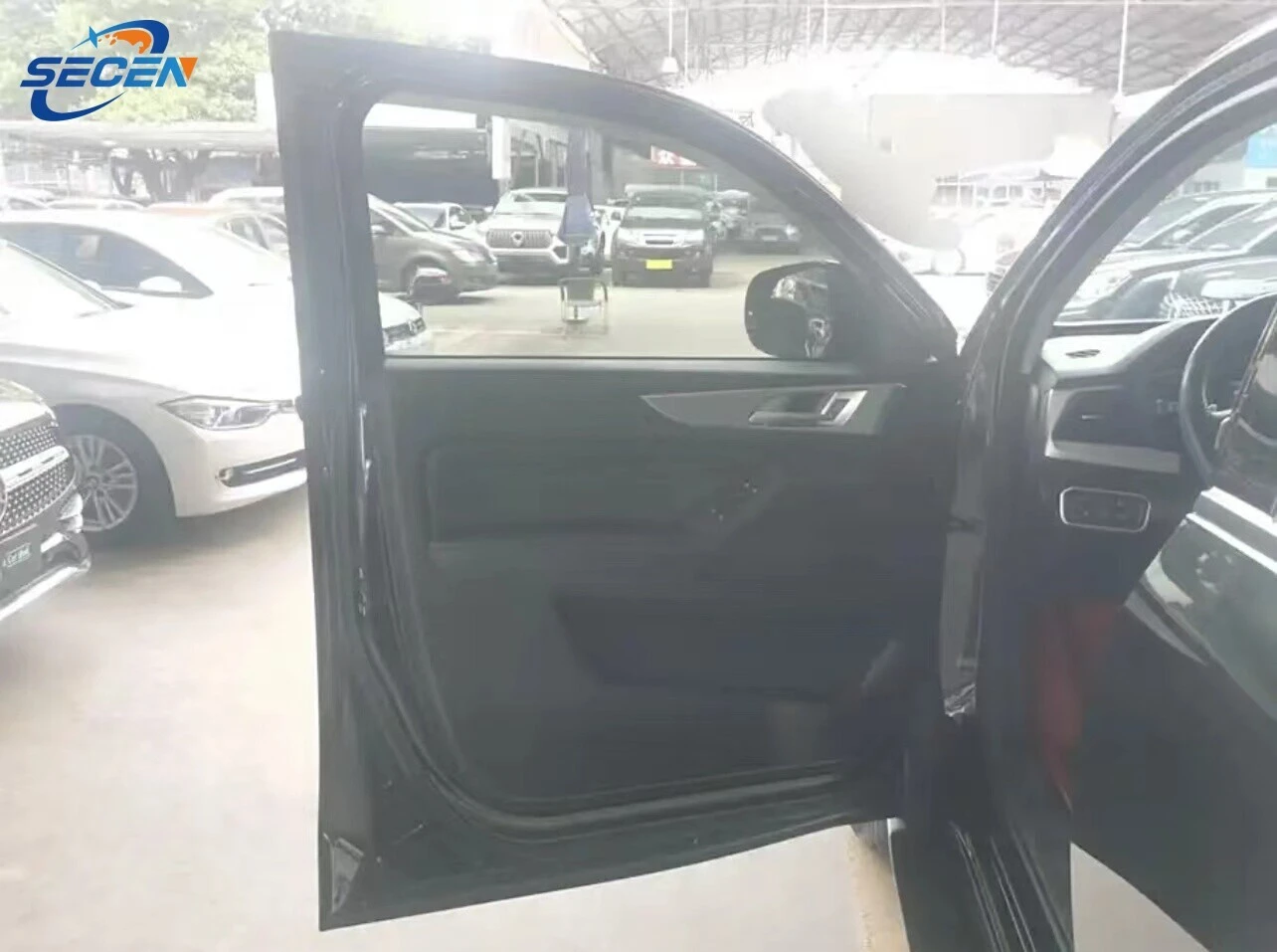长城炮2021款2.0T商用版自动柴油两驱精英型长箱GW4D20M