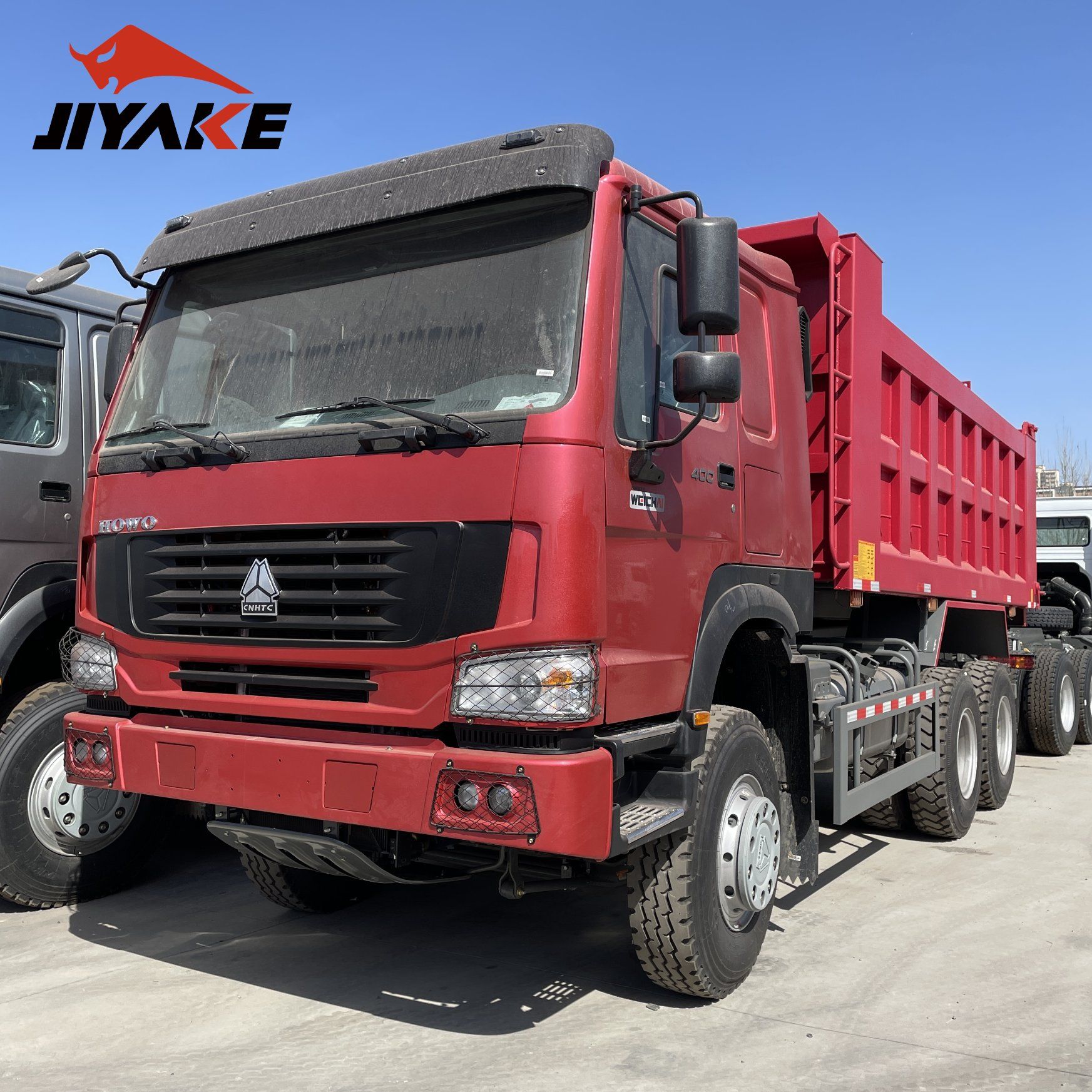 Camión volquete 6X6 de 400 HP