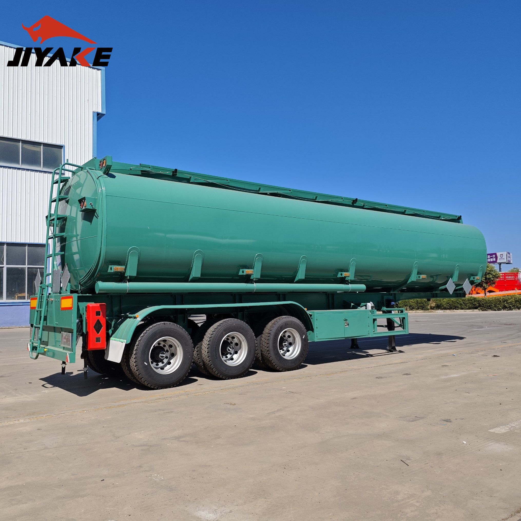 Semirremolque cisterna de combustible 40CMB