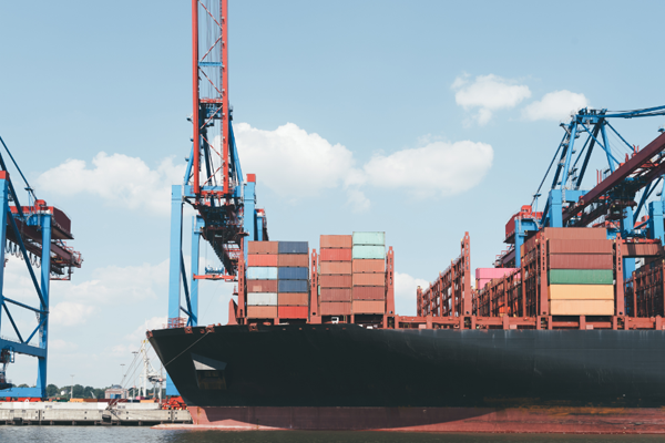 Пекин, 9 мая (Синьхуа) — Заголовок: Положительные факторы продолжают увеличиваться, а динамика 