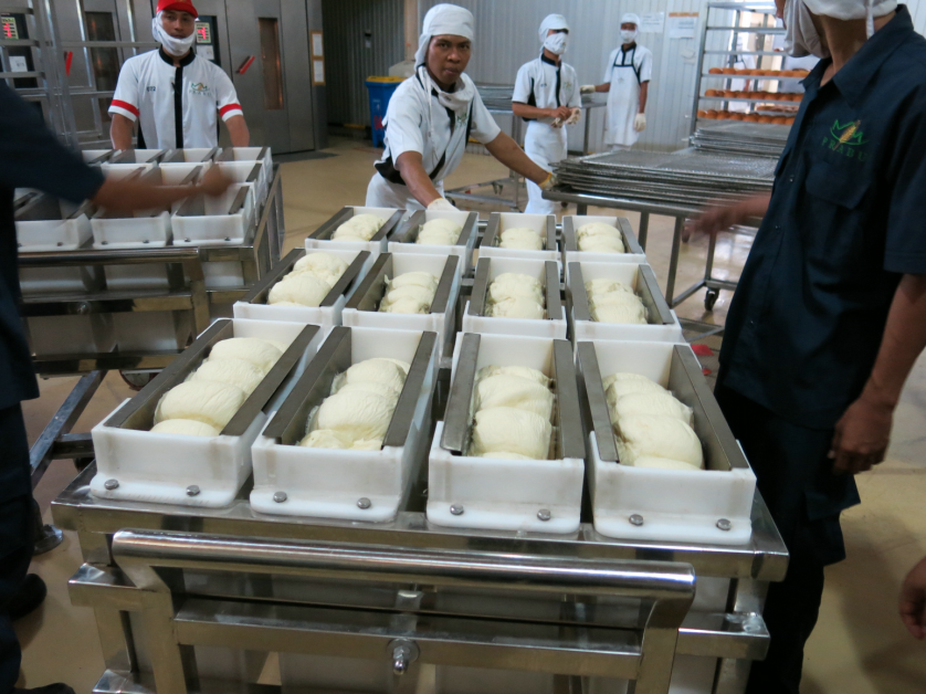 Как выбрать подходящую машину для производства панировочных сухарей для вашей производственной линии