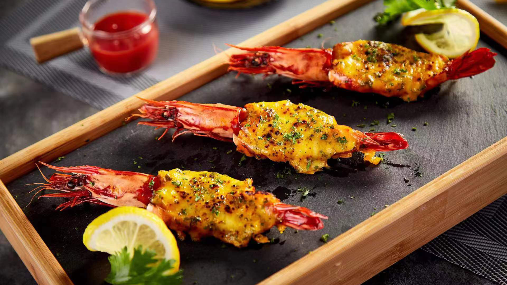 Почему панировочные сухари панко дороже обычных панировочных сухарей?