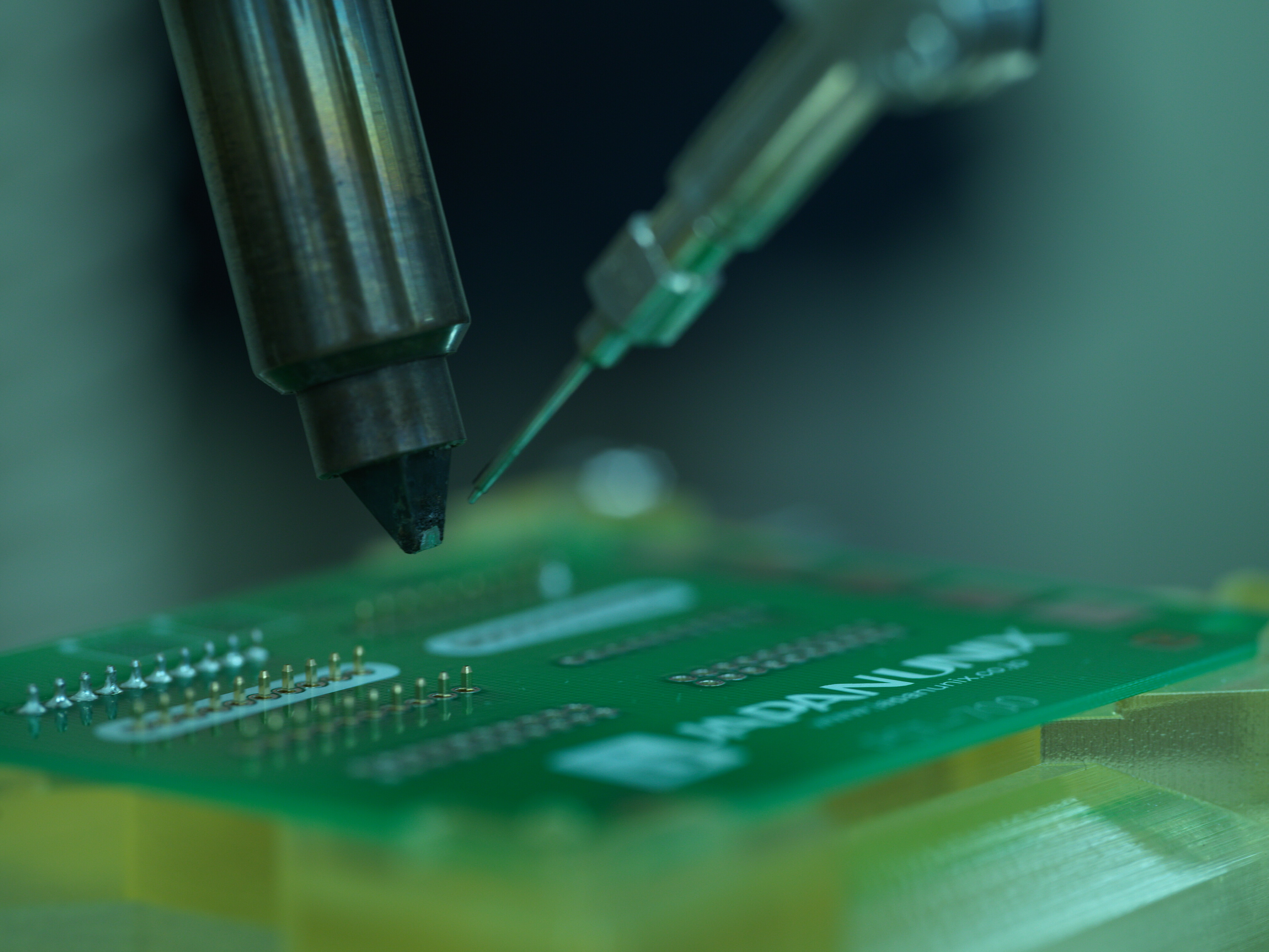 高端全自动焊锡机具有的优点 高端全自动焊锡机具有的优点