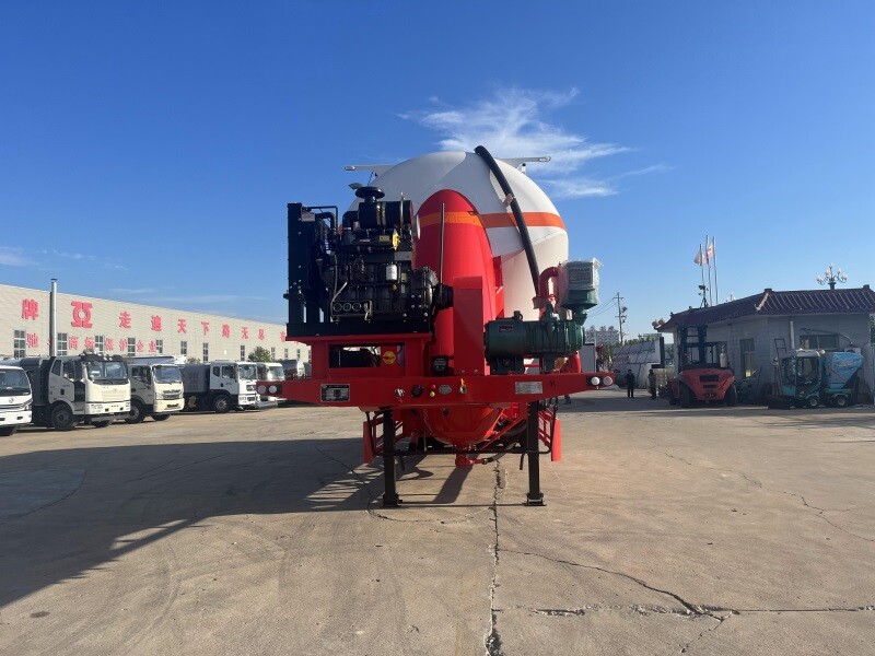 Полуприцеп-цистерна для порошка