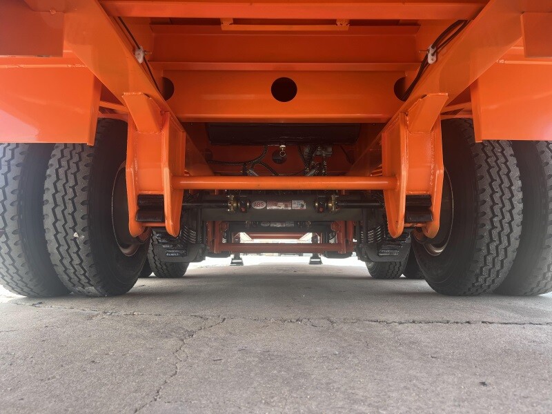 Полуприцеп с низкой платформой 30T