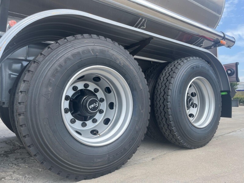 Прицеп-цистерна для перевозки топлива