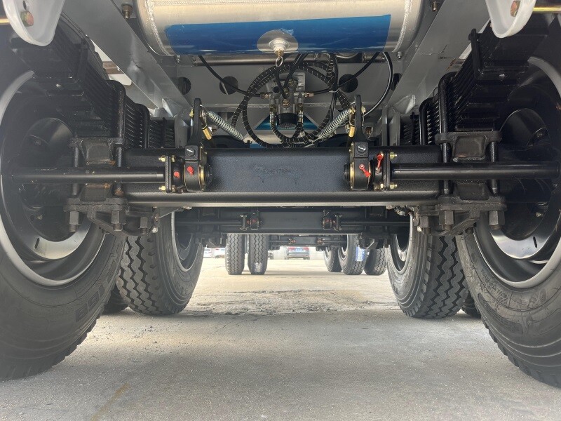 Прицеп-цистерна для перевозки топлива