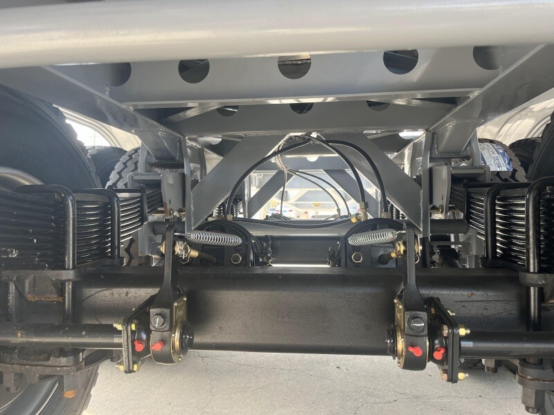 Прицеп-цистерна для перевозки топлива