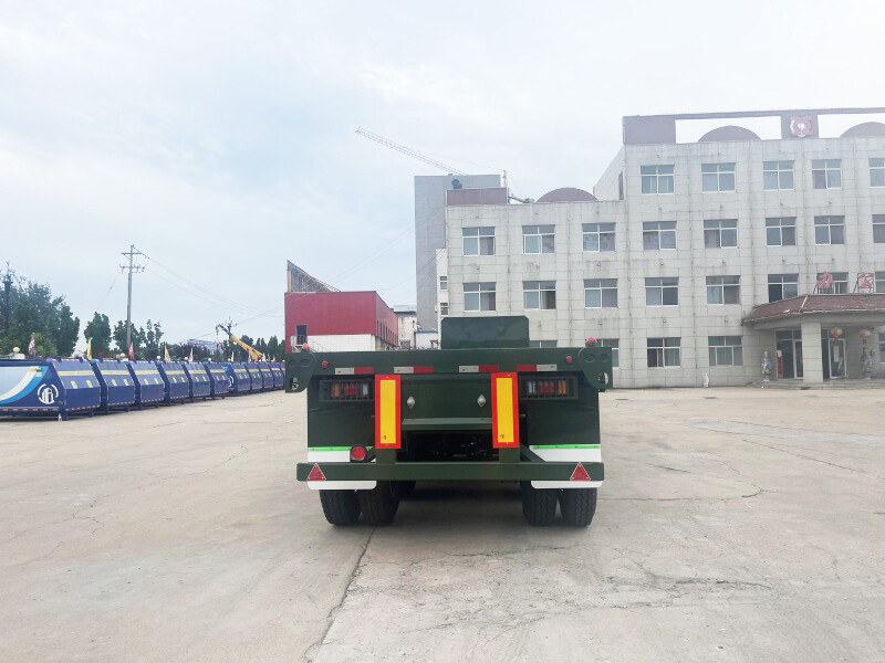 Бортовой полуприцеп